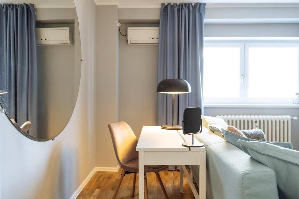 Good Vibes Central Apartment Bukarest Exterior foto