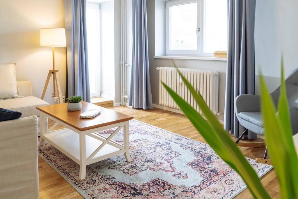 Good Vibes Central Apartment Bukarest Exterior foto